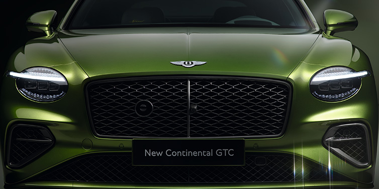 Bentley Panama Bentley Continental GTC Speed convertible front bonnet detail in Tourmaline Green paint showing new light design